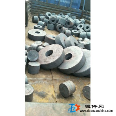 車輪，軸，聯軸器，餅類鍛件等，大鍛件