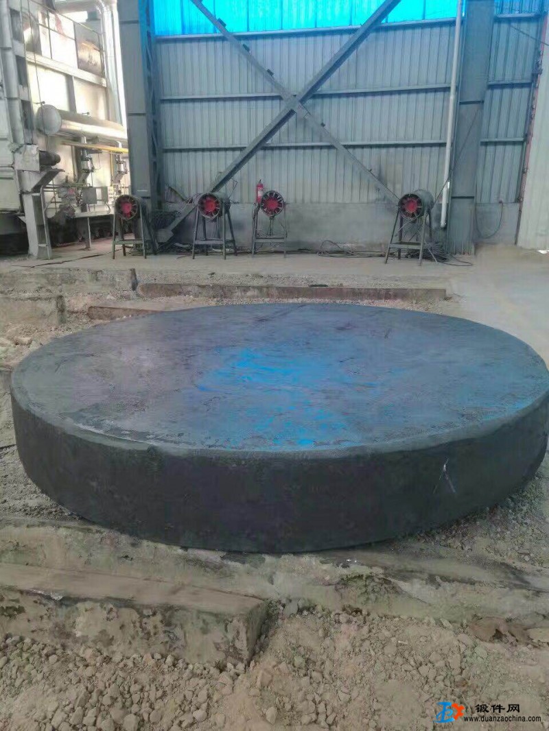 供應 60噸以下 自由鍛件