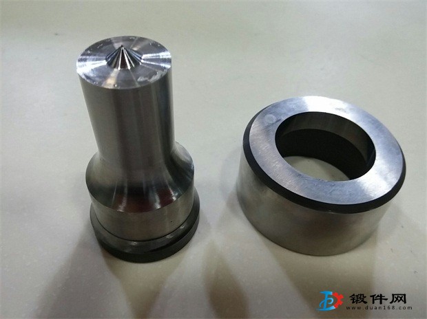 Q35Y系列液壓聯(lián)合沖剪機(jī)沖孔模具