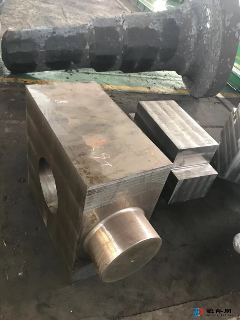 供應(yīng)石油化工鍛件