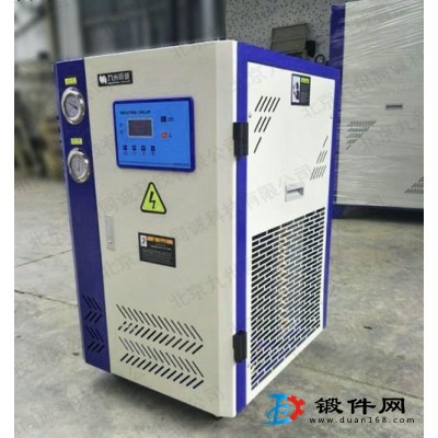 供應實驗室水循環制冷機